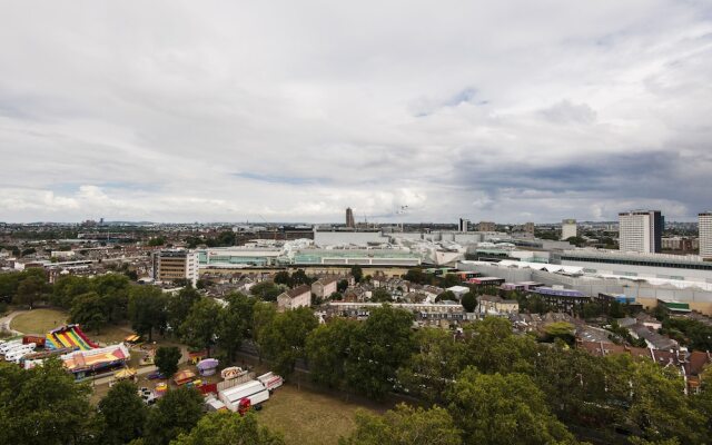 Scenic Shepherds Bush Home by Westfield London