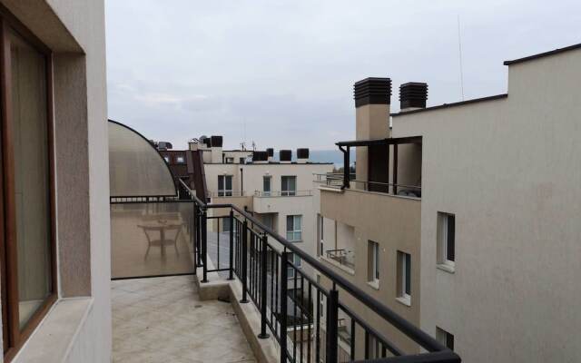 FM Premium Apartment - Near Beach - Varna