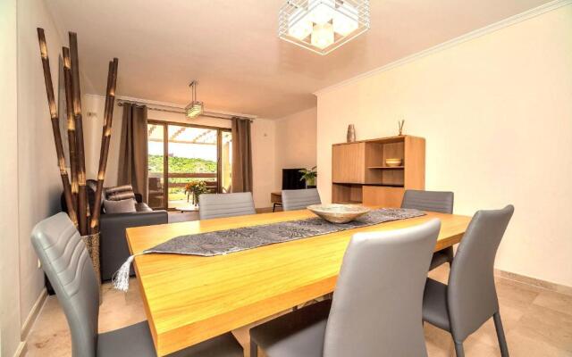 2279-Lovely 2 bedrooms with terrace with views
