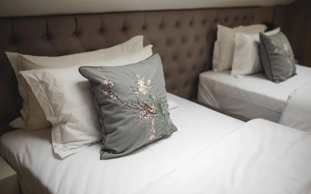 Luxury Hotel King Bo