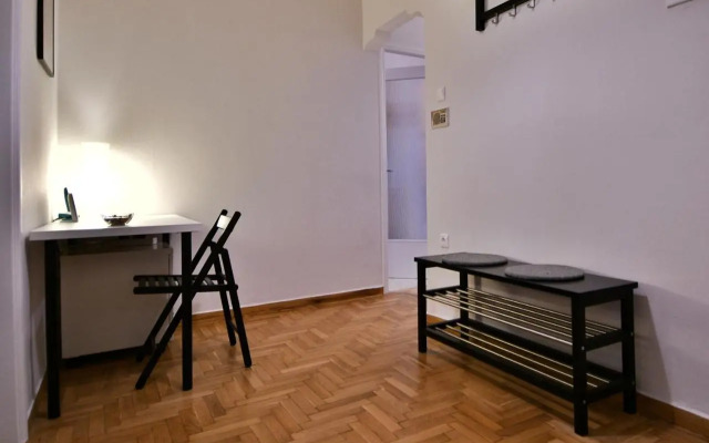 Top Koukaki Location 3rd floor 2bdr
