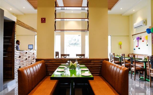 OYO 10352 Hotel Vishwas