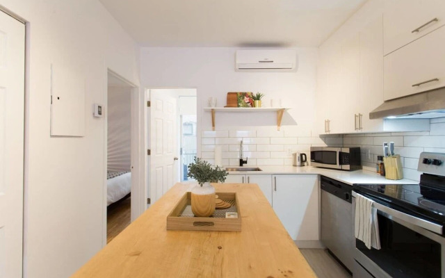 Live Like a Local in Le Plateau