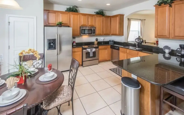Windsor Hills 2548