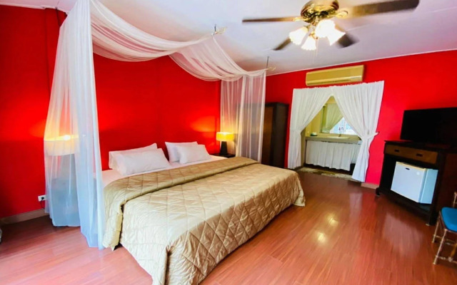 Safari Riviera Resort