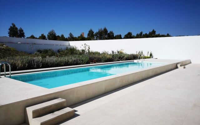 Modern Villa in Obidos Lisbon With Garden and Pool