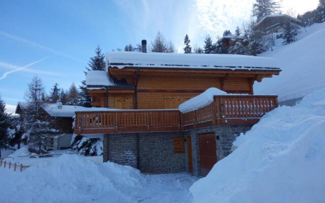 Croix Noires FABULOUS & LUXURY chalet 11 pers by Alpvision Résidences