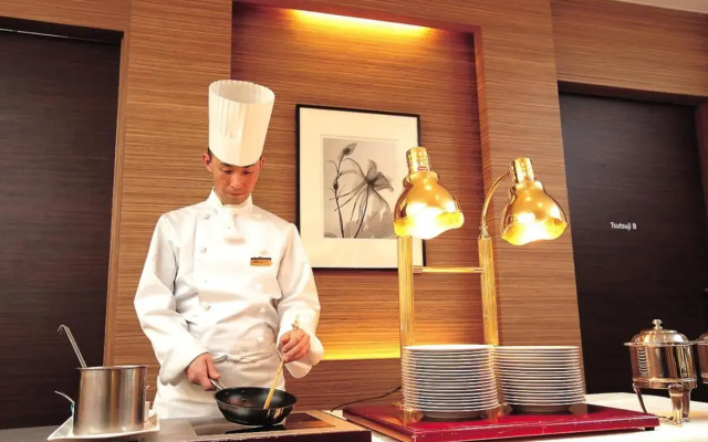 Akita Castle Hotel