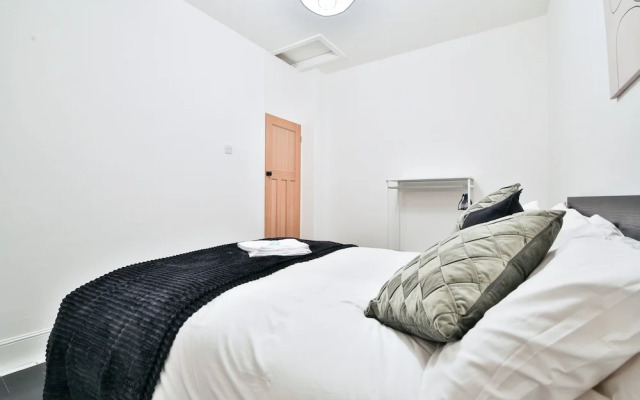 StayRight 3BR House in Pontcanna