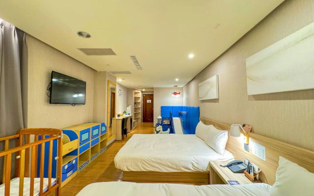Smile 73 Hotel - Image 3