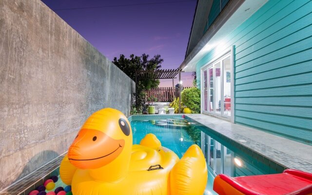 Peach Hua Hin Pool Villa Holiday