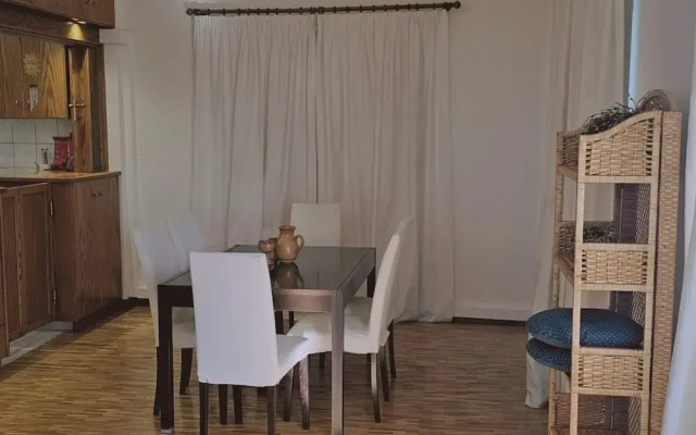 82 NIC - Stay Aurum Apartment
