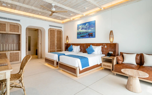 Stelia Beach Resort