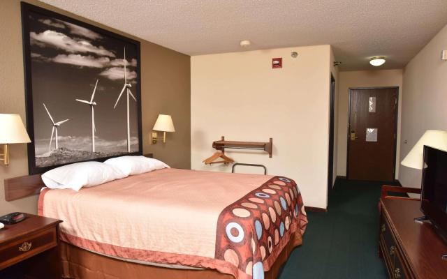 Super 8 by Wyndham Springfield/Battlefield