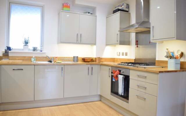 South London 1 Bed Flat with Balcony