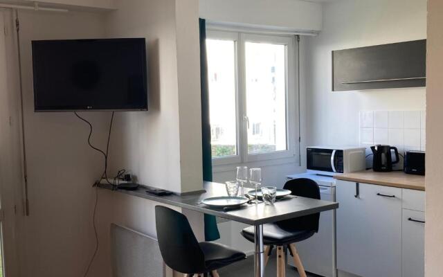 Lumineux Studio 30m² sur Cour - Proche Tram/Centre