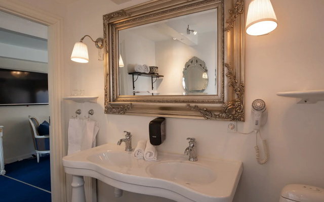 Store Restrup Slotshotel