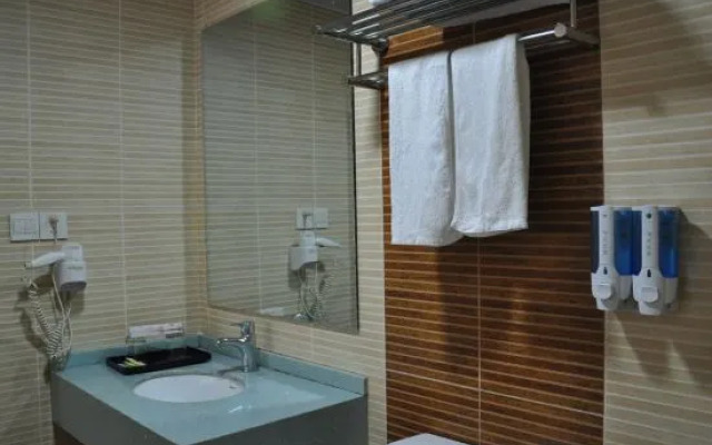 Q+ Jiuhuashan Hongyunlou Grand Hotel