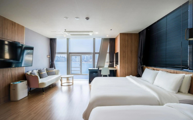Gwangalli Gray 193 Hotel