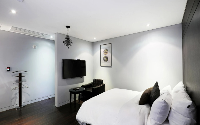 Hotel Amare