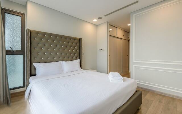 Somi Luxstay Landmark 81