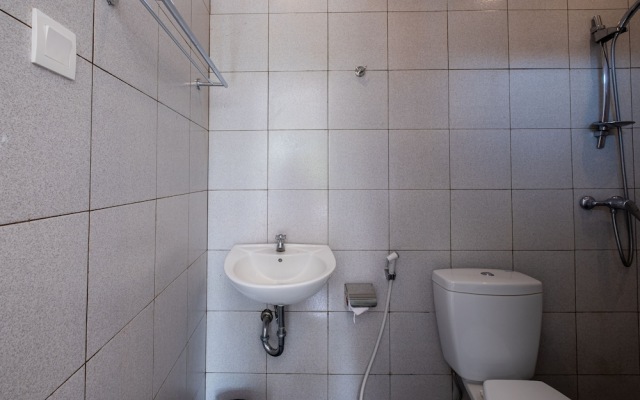 Suweta Homestay by Supala