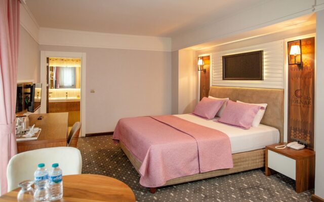 Jolnar Garden Hotel