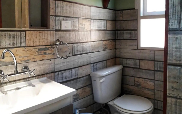 Pinocha Point Bungalows