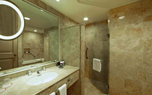 Sandos Cancún All Inclusive - Adults Only