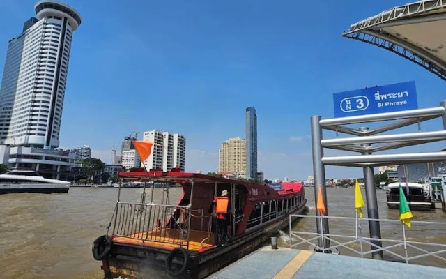 Blu Dock Restel Bangkok