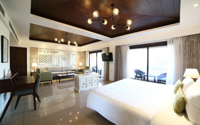 Lagoona Resort