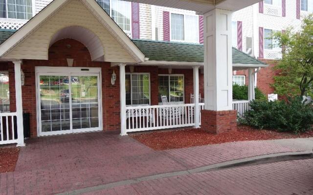 Country Inn  by Radisson, Youngstown West, OH