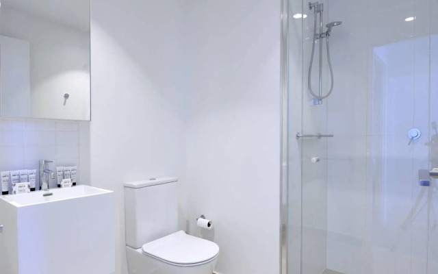 Melbourne Southbank Platinum Tower Apartment