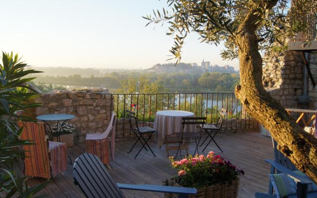 hotelImage