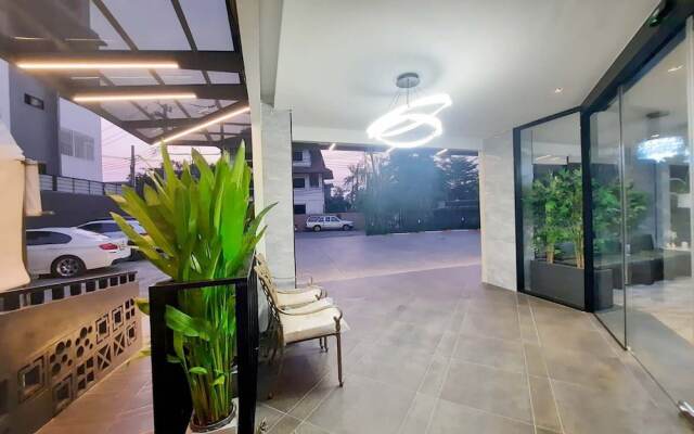 The 9 Residence Hotel