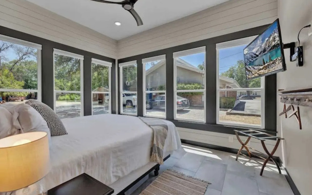 Walk to Schlitterbahn With Firepit