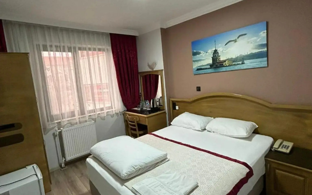 Nil Hotel