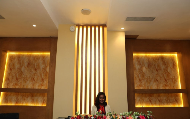 Kenenisa.. Oasis International Hotel