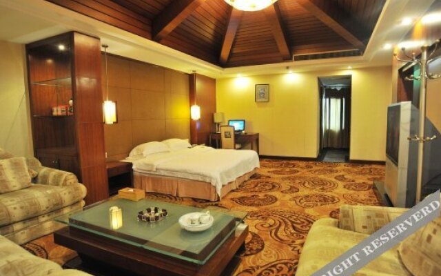 Riverside Golden Hotel