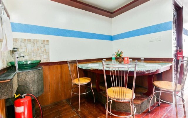 Oyo 22044 Sree Vinayaka Houseboat 1 Bhk