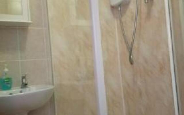Lynmoore Guest House - BB