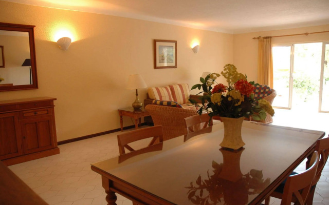 Vale Do Garrão Villas