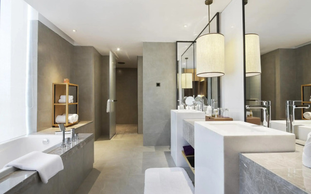 Crowne Plaza Nanchang Wanli by IHG