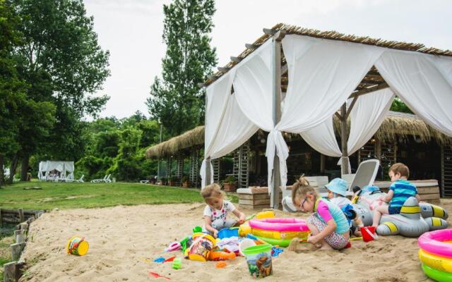 Santa Marina Holiday Village