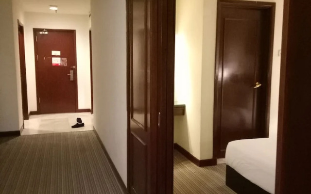 SM service suite Times Square