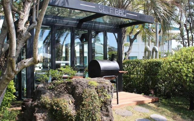 The Suites Hotel Jeju