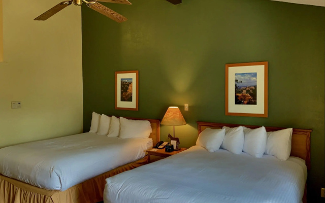 Maswik Lodge - Inside the Park - Image 6