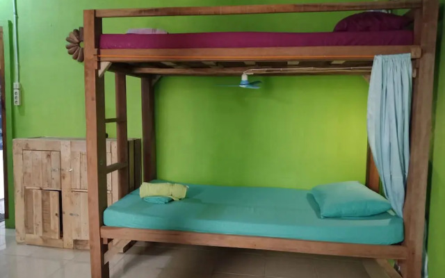 Arjuna Garden Homestay - Hostel