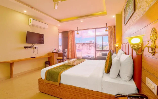 The Glory Hotel