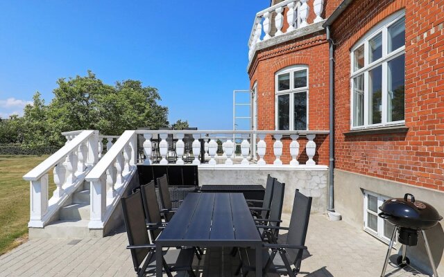12 Person Holiday Home in Nyborg